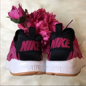 Nike Shoes - Nike Air Huarache Run Ultra Sport Fuchsia/Black Nike Shoes - Nike Air Huarache Run Ultra Sport Fuchsia/Black